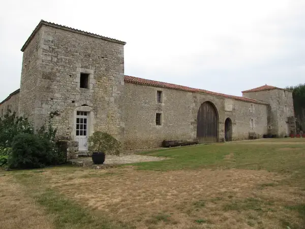 Borne de Recharge 85 Installateur borne de recharge Sainte-Pexine